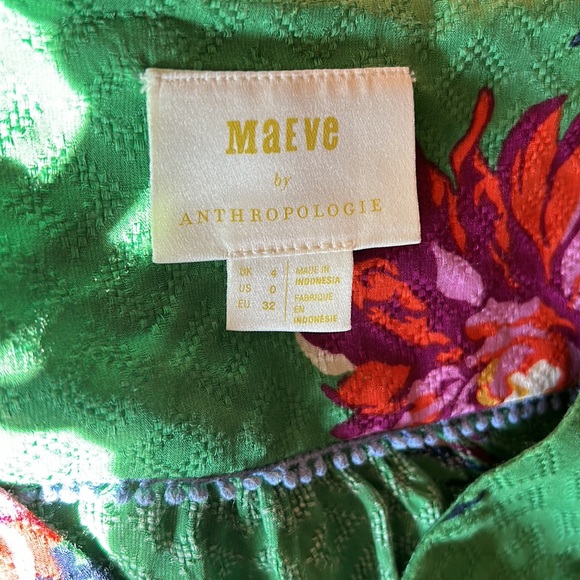 Anthropologie / Maeve - Green Floral Top - Picture 2 of 4
